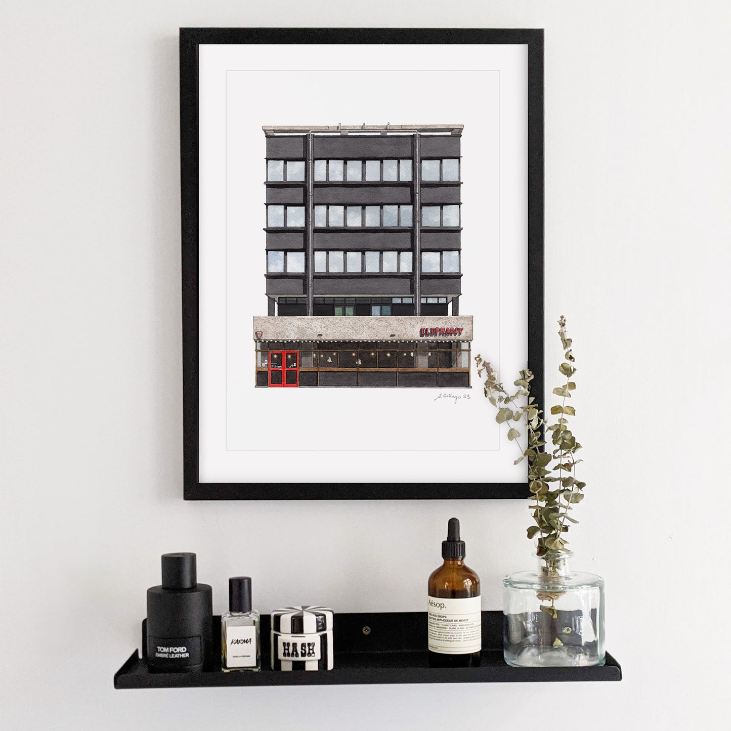 Elephant & Castle - The Elephant & Castle pub - Giclée Print (unframed)